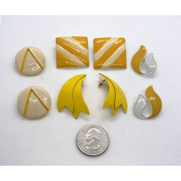 Vintage Lot of 4 Pairs Yellow White Stud Pierced Earrings 80s 90s Statement - Picture 2 of 11